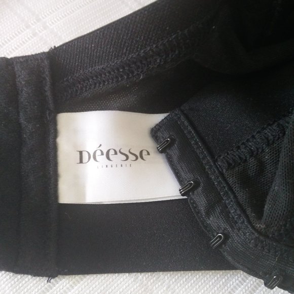 Deesee Leopard Bra 46D - Picture 6 of 9